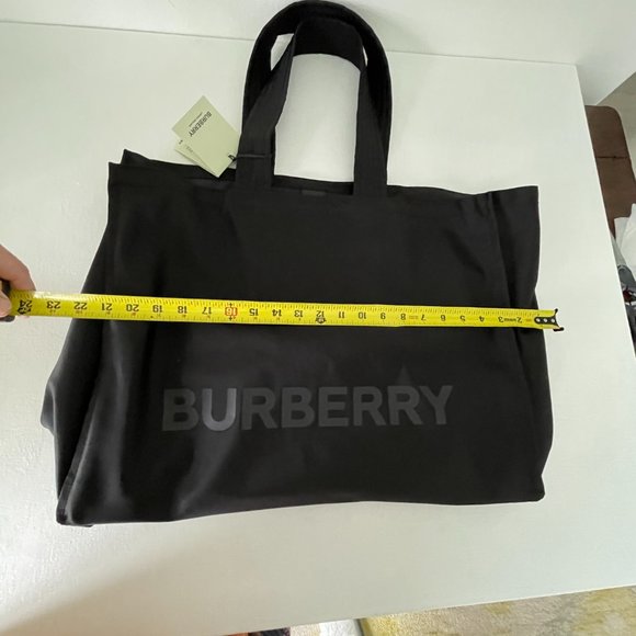 Burberry Black Nylon Signature Trench Tote, Oversized - Picture 6 of 12